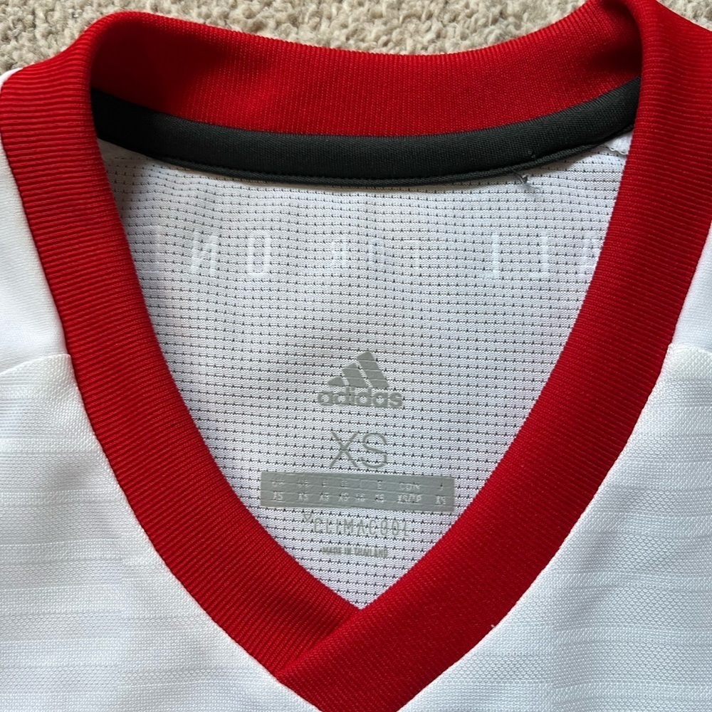 Toronto FC Soccer Jersey 2018 Season Adidas Size XS or Youth EUC - Picture 5 of 8